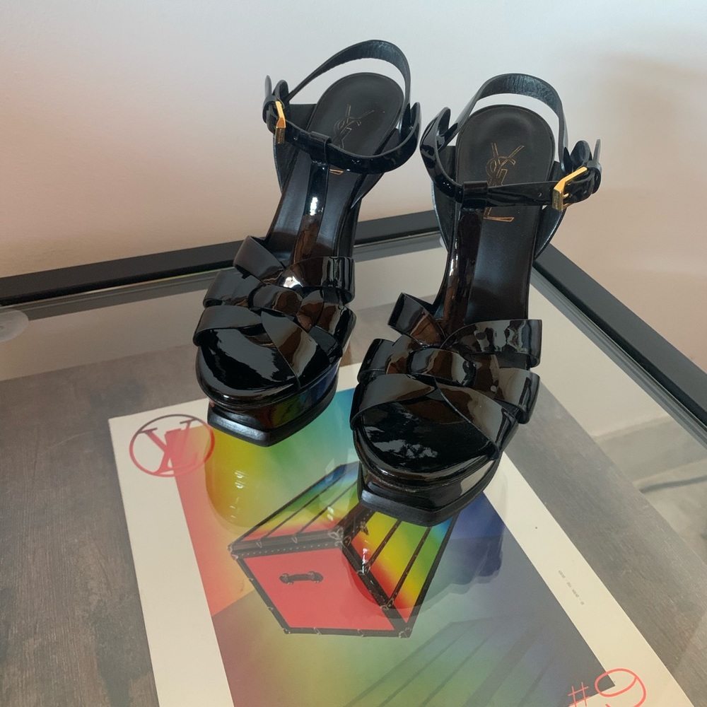 ONLY WORN FOR 3 HOURS///YSL-Final Sale